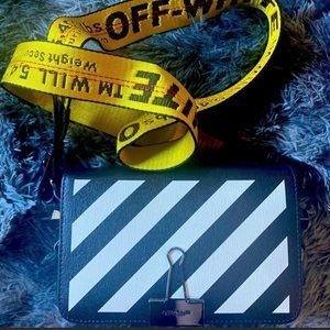 OFF WHITE DIAGONAL STRIPE CROSS BODY BAG